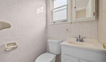 365 BROADWAY 4, Bayonne, NJ 07002