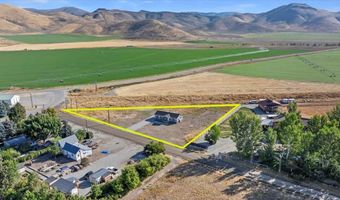8 Punkin Center Rd, Bellevue, ID 83313