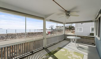 37 Seaview Ave, Branford, CT 06405
