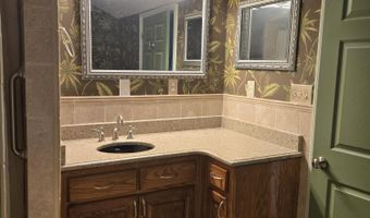 213 LUMBER St, Lincolnton, GA 30817