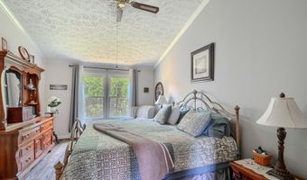817 PEPPARD Dr, Bel Air, MD 21014