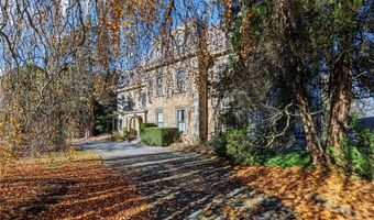 66 Webster St 9, Newport, RI 02840