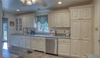 90 SHELTERWOOD Ln, Dover, DE 19904