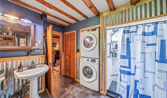 602 E River View Dr, Austinburg, OH 44010