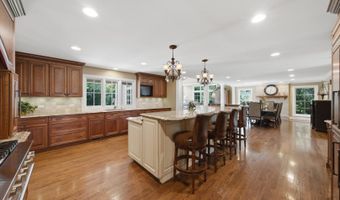23855 W Sarah Ct, Antioch, IL 60002