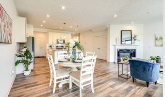 835-2 Dipper Ln, Aurora, OH 44202