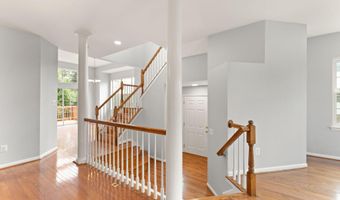 21610 MONMOUTH Ter, Ashburn, VA 20147