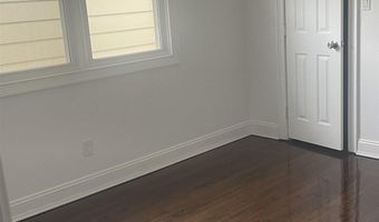 94 W 29TH St, Bayonne, NJ 07002