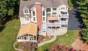 51 Reservoir Rd, Cumberland, RI 02864