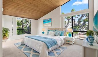 573 S Sierra 10, Solana Beach, CA 92075