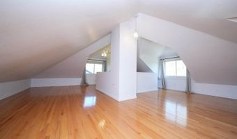 136 Lancaster Ave, Bangor, ME 04401
