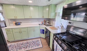 25171 W Linden Ln, Antioch, IL 60002