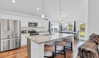 128 Cottage Ln, Atmore, AL 36502