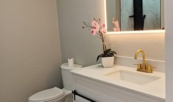 706 N 4TH St 2, Avondale, AZ 85323