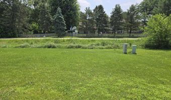 5695 Wilshire Dr, Madison, WI 53711