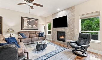 857 N River Path Ln, Boise, ID 83703