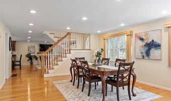 16 Patriots Rd, Acton, MA 01720