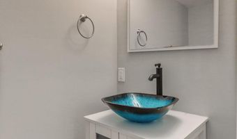 2217 14TH St SE, Washington, DC 20020