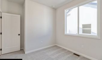 4411 NE 8th St, Ankeny, IA 50021