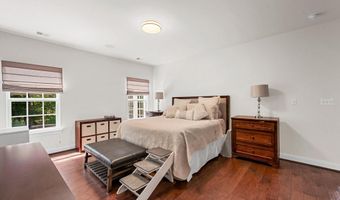 25079 CHAFEE Cir, Aldie, VA 20105