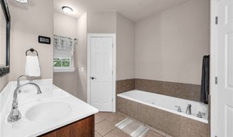 20 Hambleton Dr, Bella Vista, AR 72714