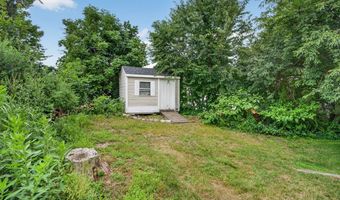 8 Marion Ave, Andover, MA 01810
