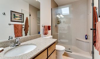 36910 EDGEHILL Rd, Springfield, OR 97478