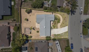 913 Buena Rosa Ct, Fallbrook, CA 92028
