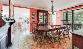 140 Connection St, Newport, RI 02840