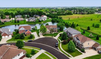 3222 Cherokee Cir, Bargersville, IN 46106