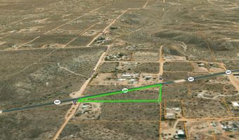 126 Old Woman Springs Rd, Yucca Valley, CA 92284