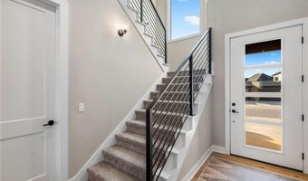 4301 S 87th Pl, Bentonville, AR 72713