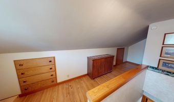 176 Powers Ave N, Alden, MN 56009