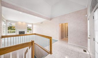 1989 Stonebridge Dr N, Ann Arbor, MI 48108