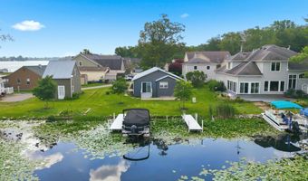 300 Lane 195 Crooked Lk, Angola, IN 46703