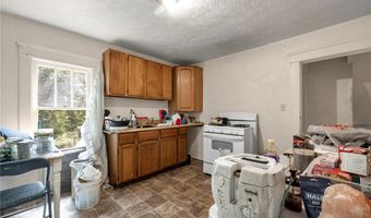 56 Vesper St, Akron, OH 44310