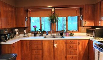 10 Ridgewood Dr, Augusta, ME 04330