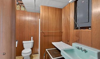 1814 Duff Ave, Ames, IA 50010