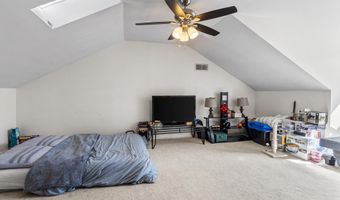 11 WELLINGTON W Dr, Hockessin, DE 19707