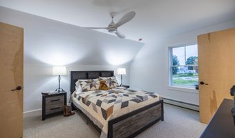 319 Harmons Corner Rd, Auburn, ME 04210