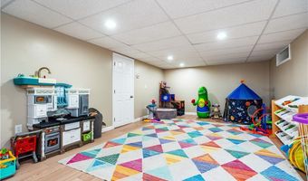 185 Brookhaven Rd, North Kingstown, RI 02852