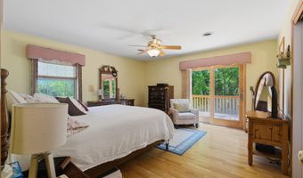 10 Sabin Dr, Airmont, NY 10901