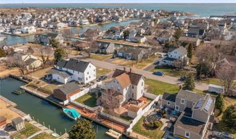 59 Purdy Ln, Amityville, NY 11701