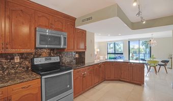 9800 W Bay Harbor Dr 309, Bay Harbor Islands, FL 33154