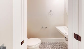 3001 11TH St NW 1, Washington, DC 20001
