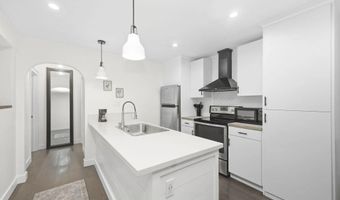 13788 Ruette Le Parc Unit D, Del Mar, CA 92014