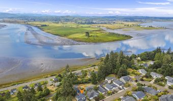 1991 SE 2ND St, Astoria, OR 97103