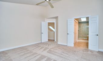 119 Heatherwood Dr, Apex, NC 27502