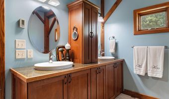 25551 885th Ave, Austin, MN 55912