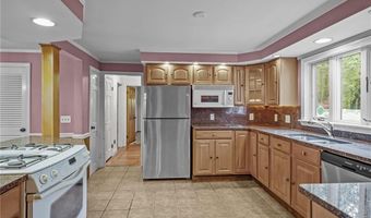 53 Charcalee Dr, Cranston, RI 02921